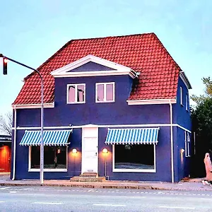 https://guesthouse-blue-house-in-vintage-villagarden.copenhagenhotelselect.com